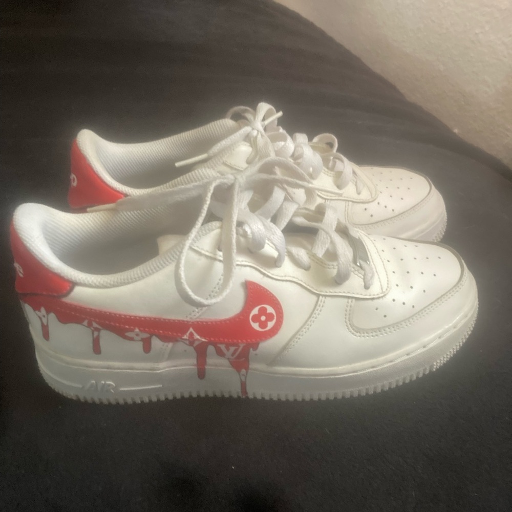 Boys 7y Nike Air Force 1 LV x Supreme customs